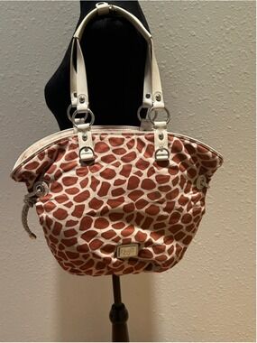 Women's Beijo Shoulder Bag reversible Brown Beige Giraffe Print 12 x 10 x 4